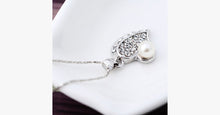 Load image into Gallery viewer, Pure and Fresh Pearl Heart Pendant