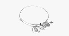 Load image into Gallery viewer, Kangaroo Charm Bangle