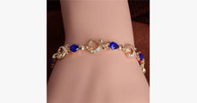 Load image into Gallery viewer, Heart Drop Bracelet